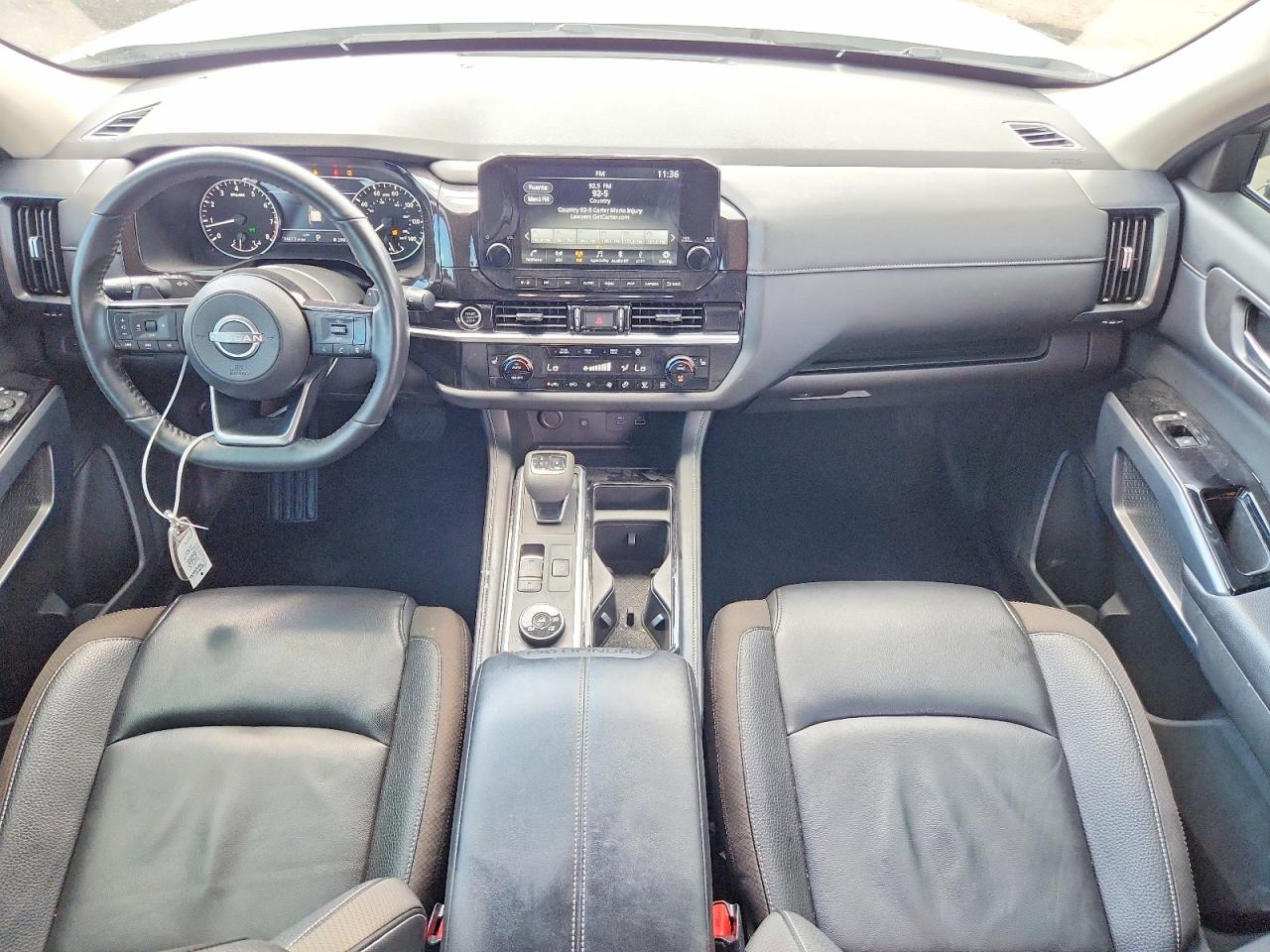 Nissan Pathfinder SL 2024