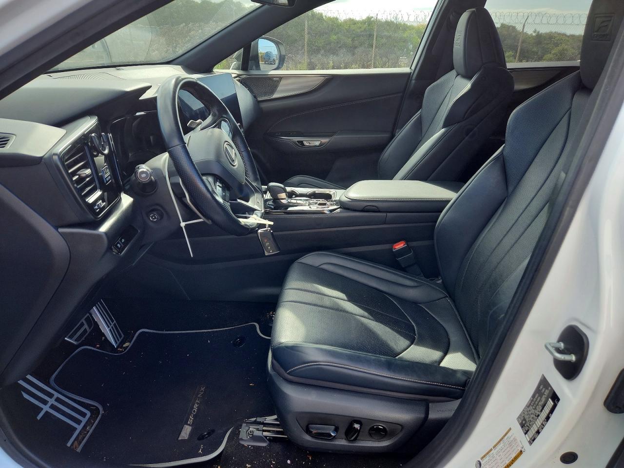 Lexus NX 2022