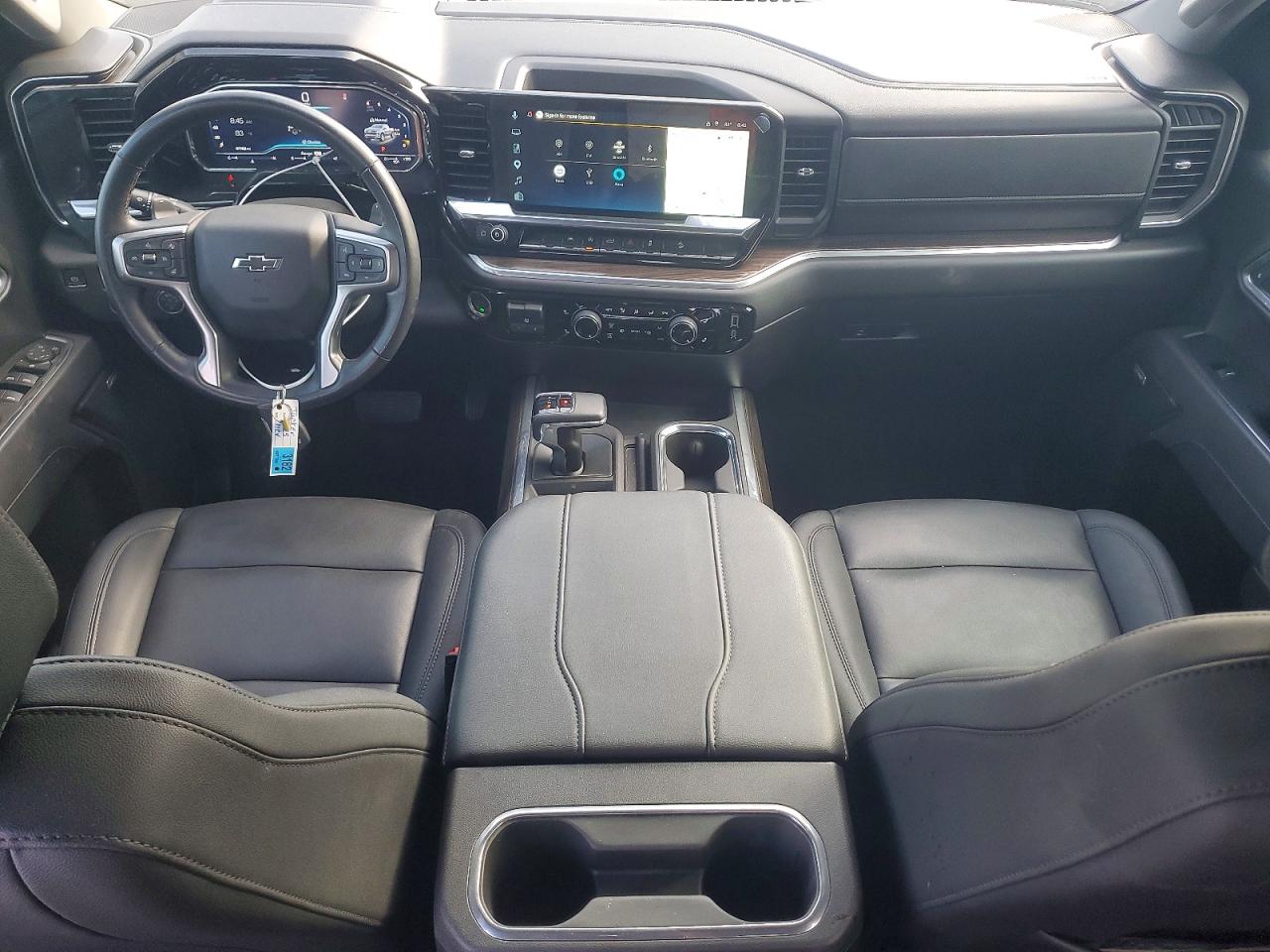 Chevrolet SILVERADO K1500 RST 2025