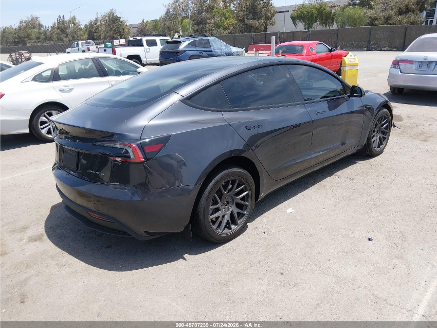 Tesla Model 3 2024