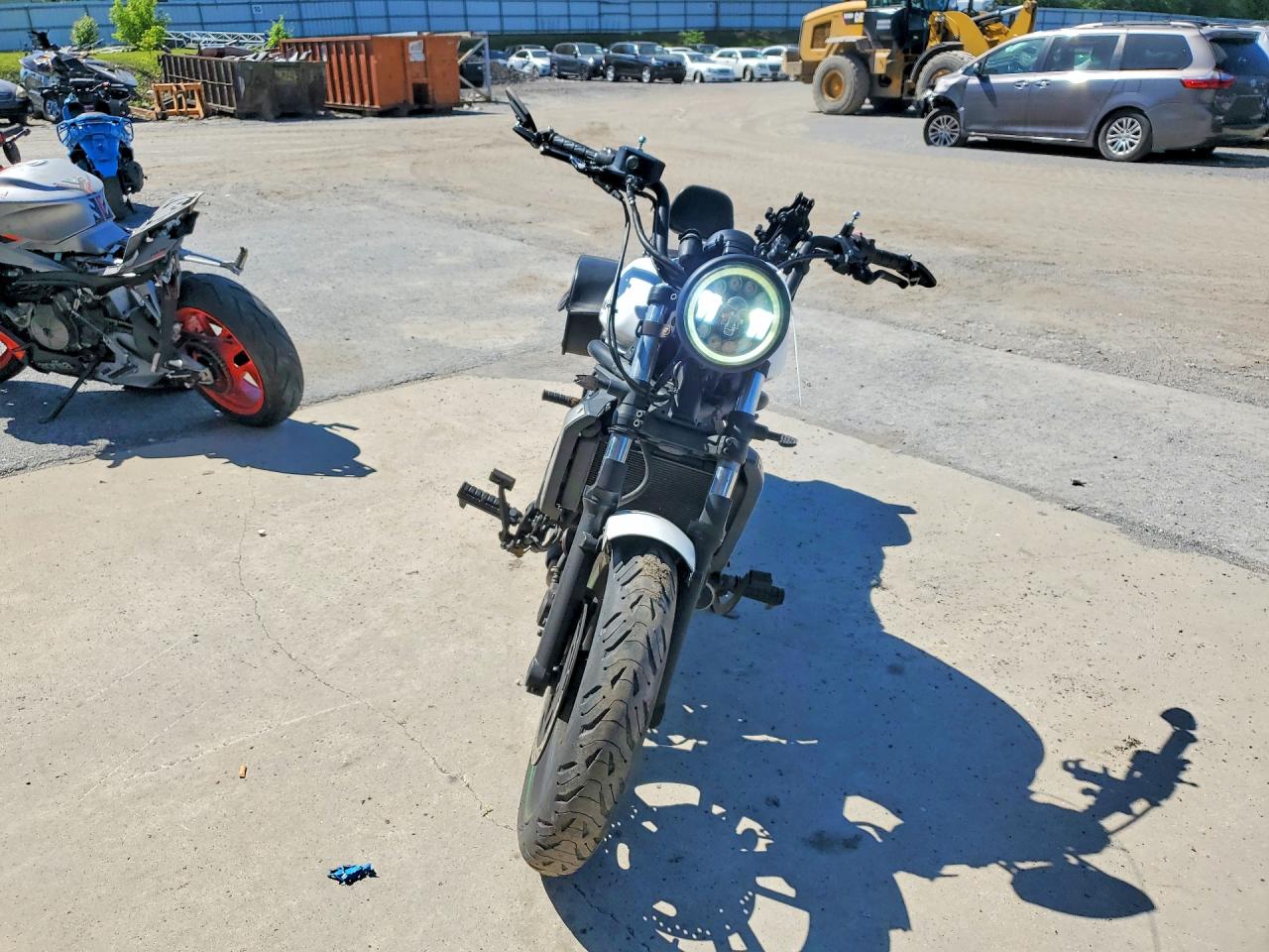 Kawasaki EN650 А 2015