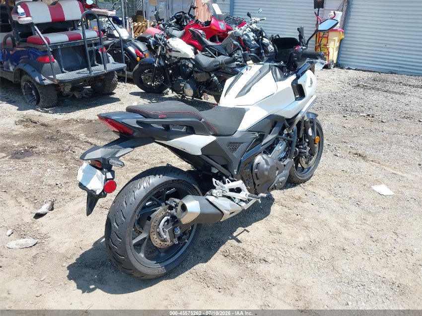  NC750