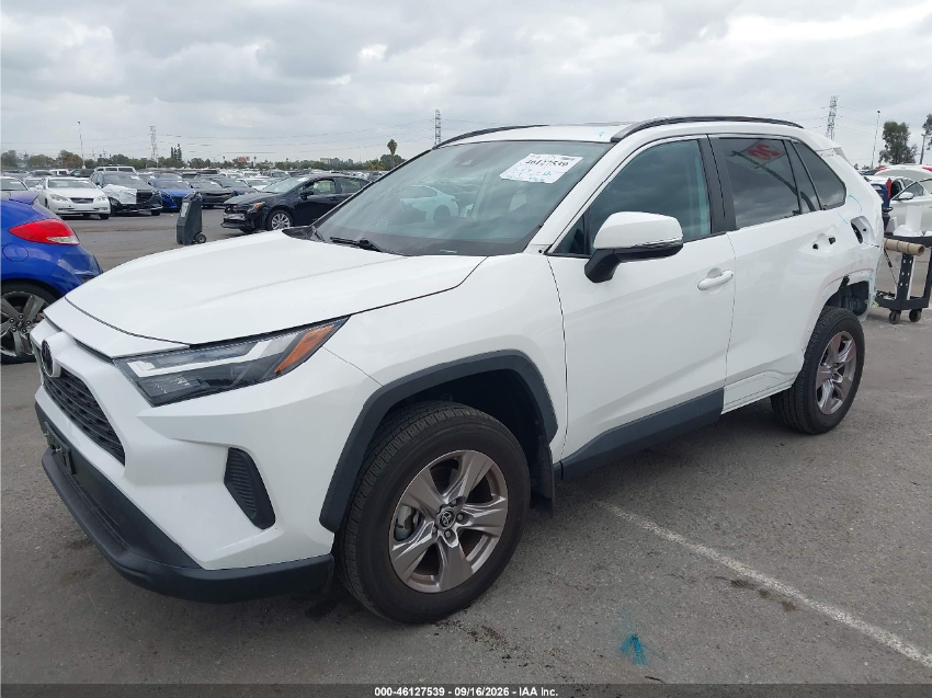 Toyota RAV4 XLE 2023