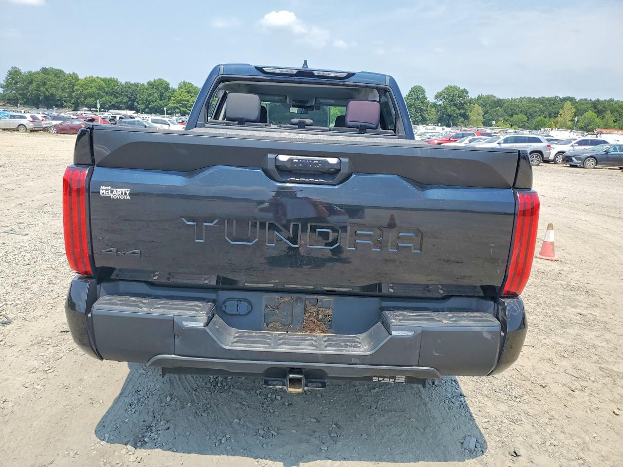 Toyota TUNDRA SR 2023