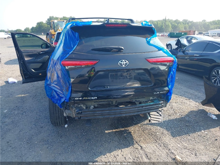 Toyota Highlander XLE 2022