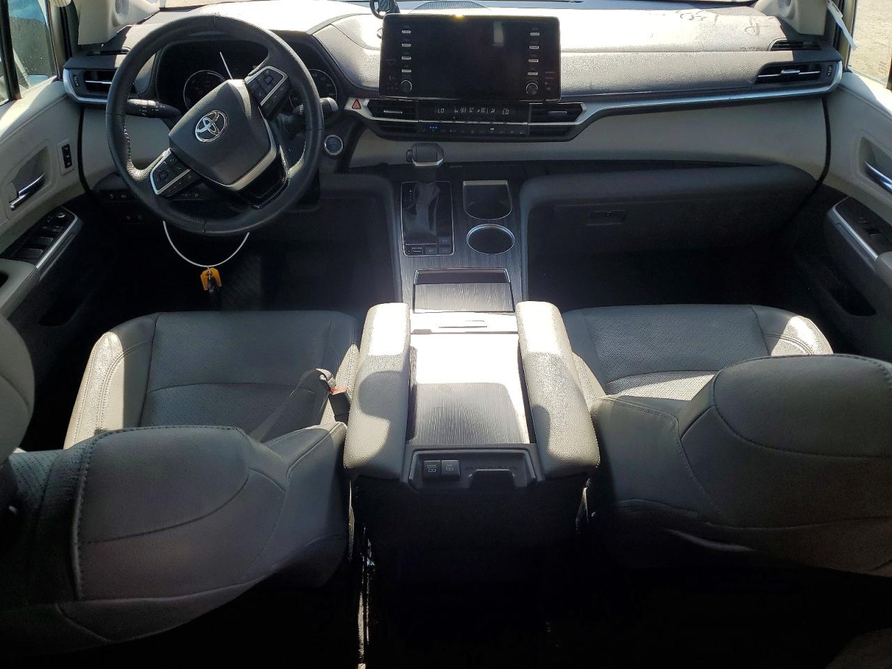Toyota Sienna LIMITED 7-PASSENGER 2023